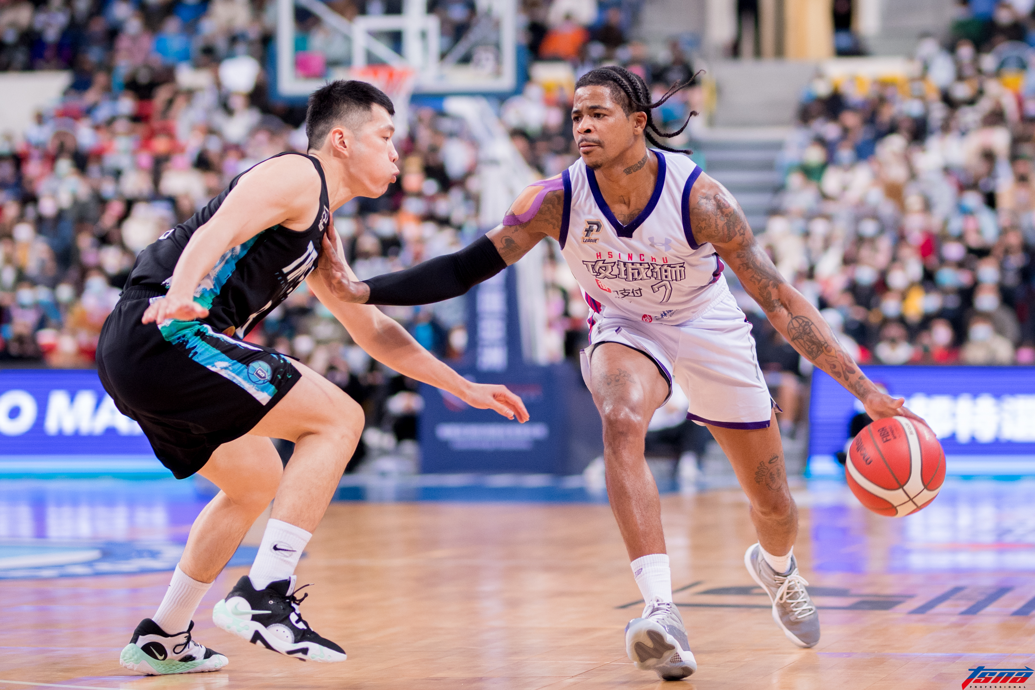 法獅飆分、高國豪全能演出　攻城獅踢館富邦