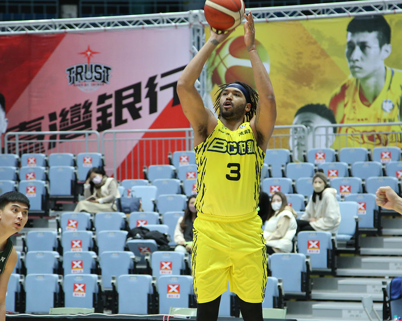 九太洋將遭逢父喪　「排除萬難也要回台！」