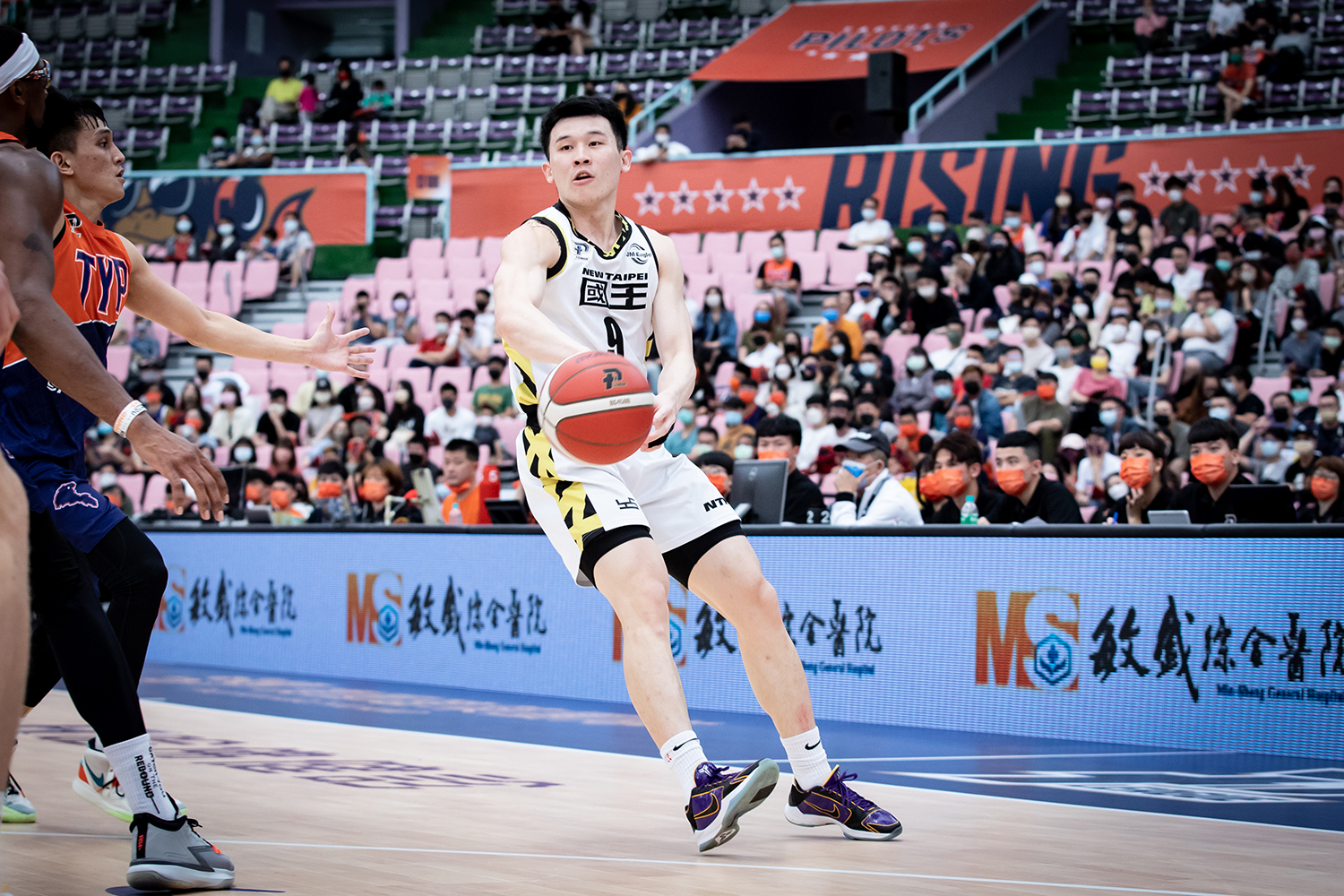 退領航猿收7連勝　國王率先進季後賽