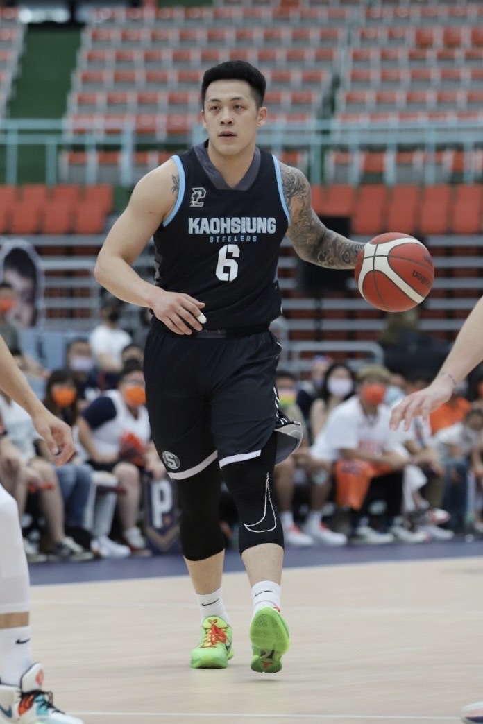 周儀翔飆新高24分　班尼特轟39分退領航猿