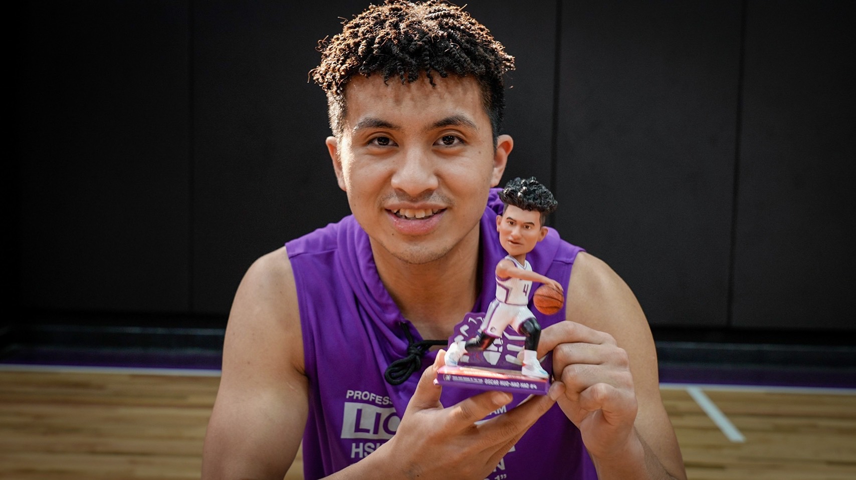 高國豪推出個人公仔　盼自己要再努力