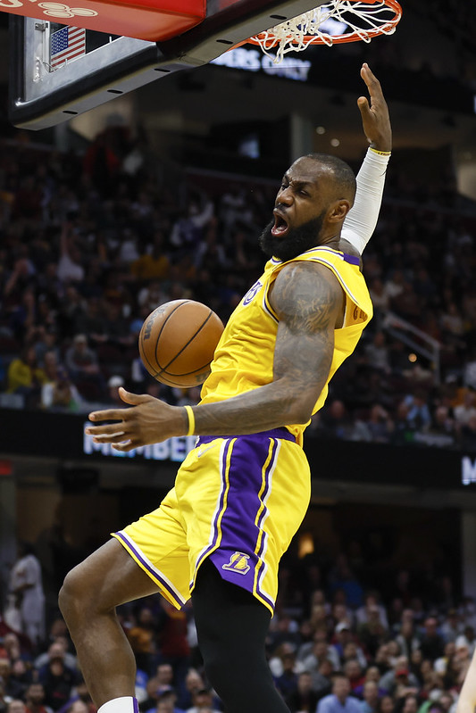 LeBron否認刷個人數據　休賽期要練罰球