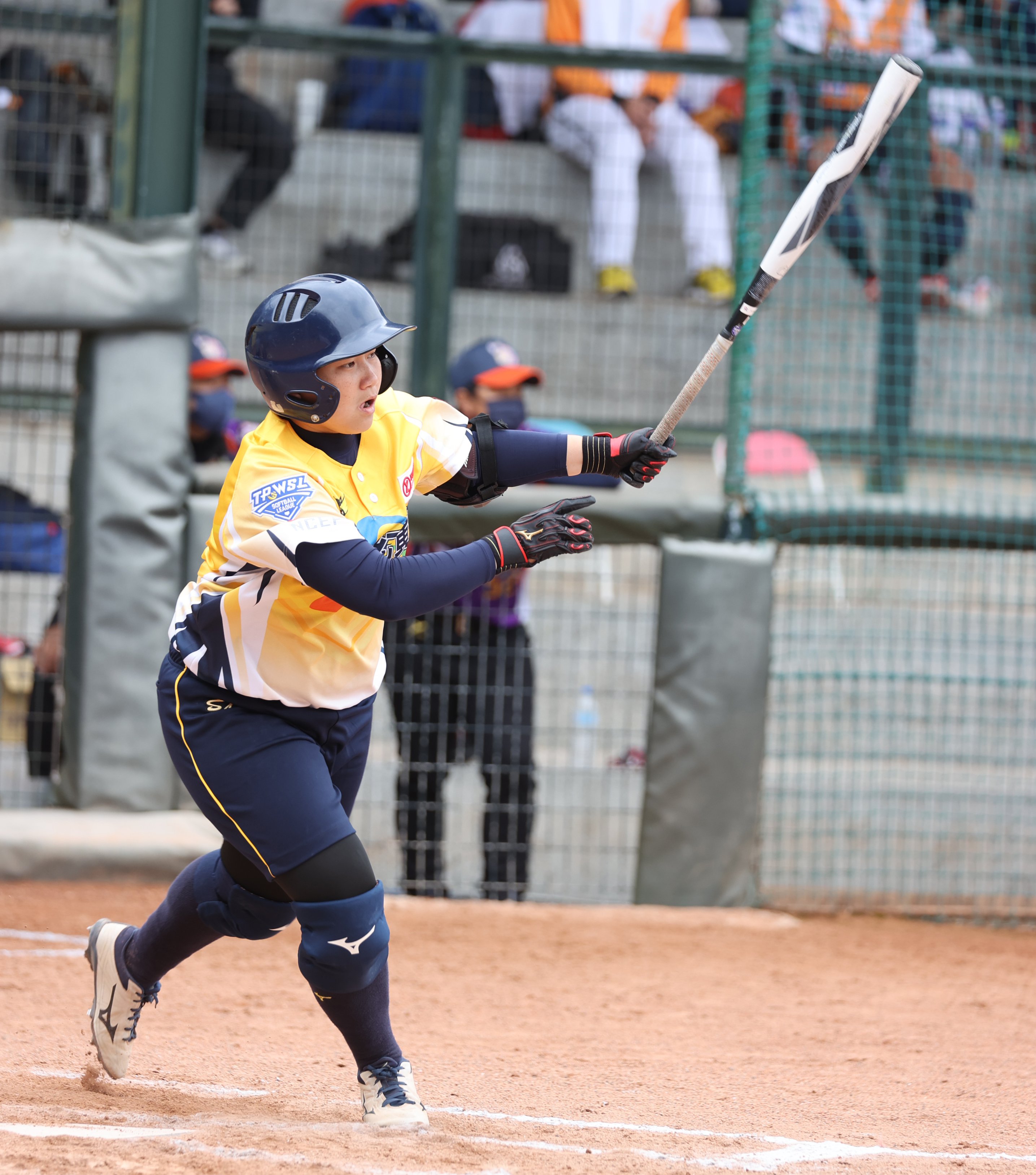 企業女壘開打首轟出爐　新世紀黃蜂3比1撂倒衛冕軍 