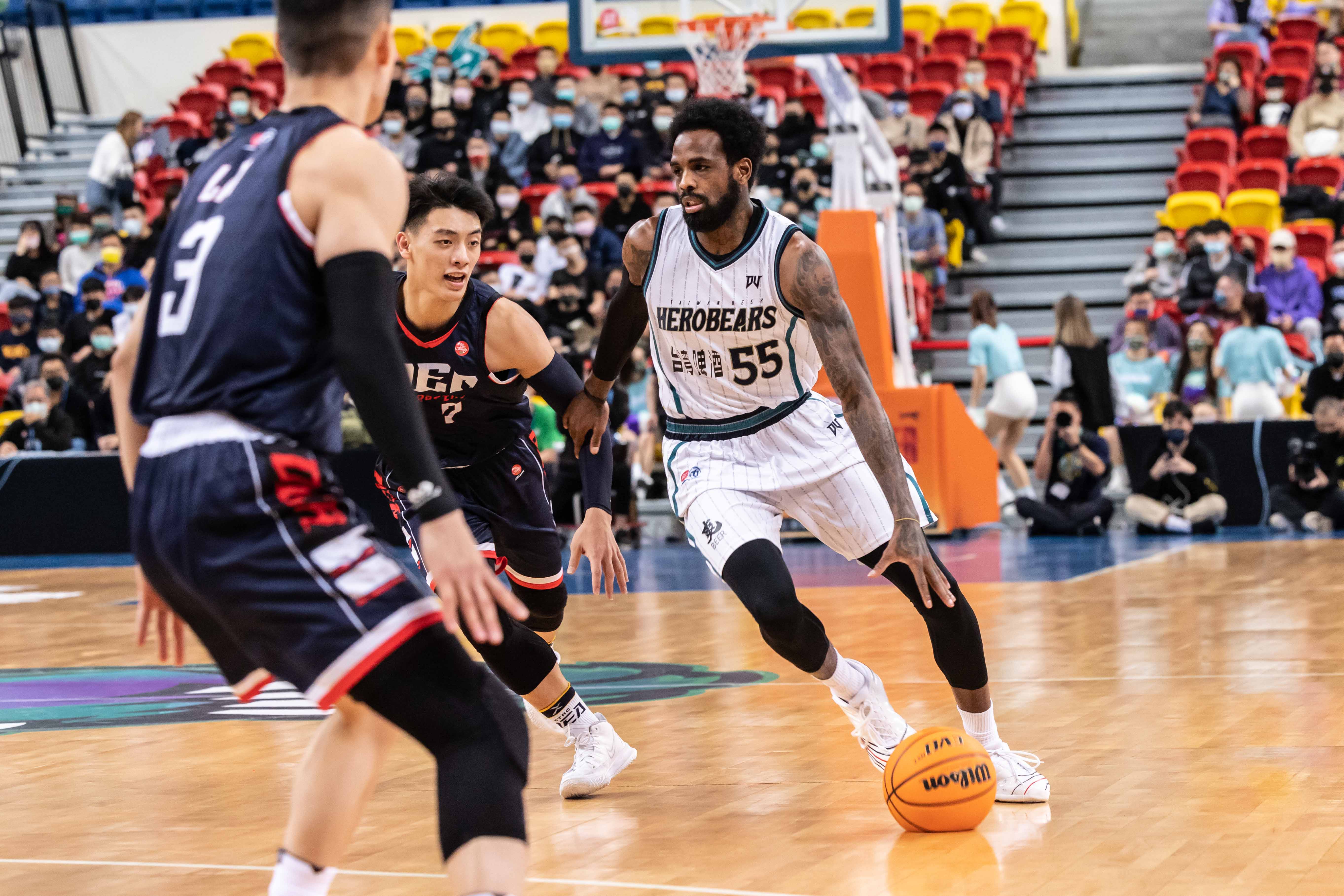 因家中長輩離世　蓋樂威離開台啤英熊