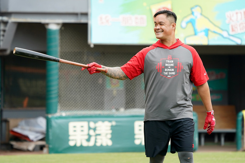 林智勝打擊率不到2成累了嗎？　葉總：1周排他2、3場出賽　