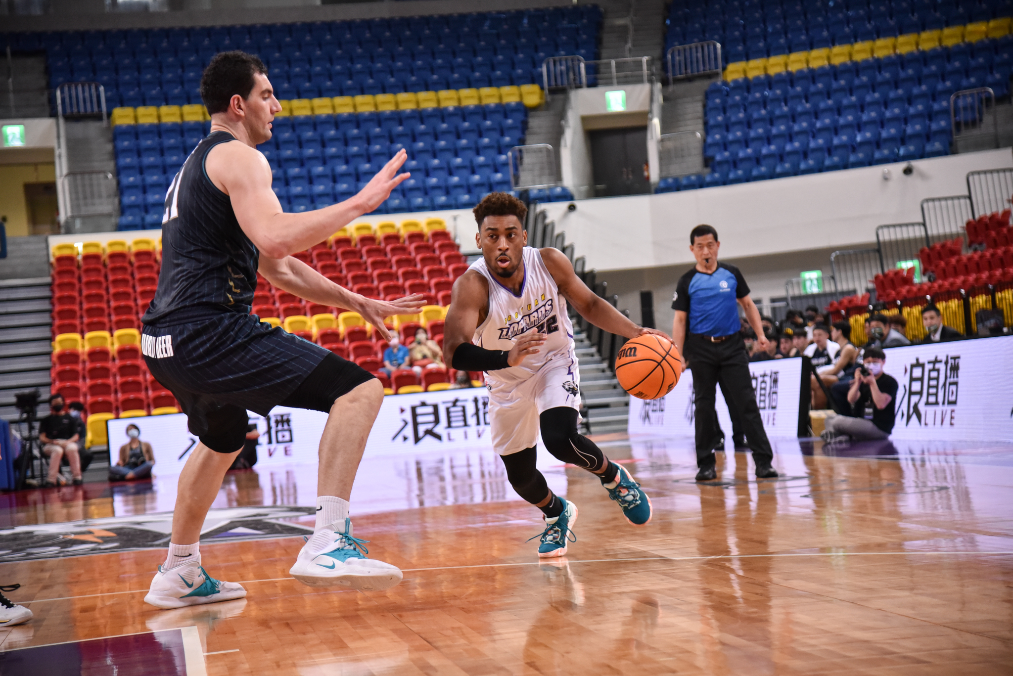 吉倫讀秒階段關鍵上籃　雲豹1分差險勝台啤