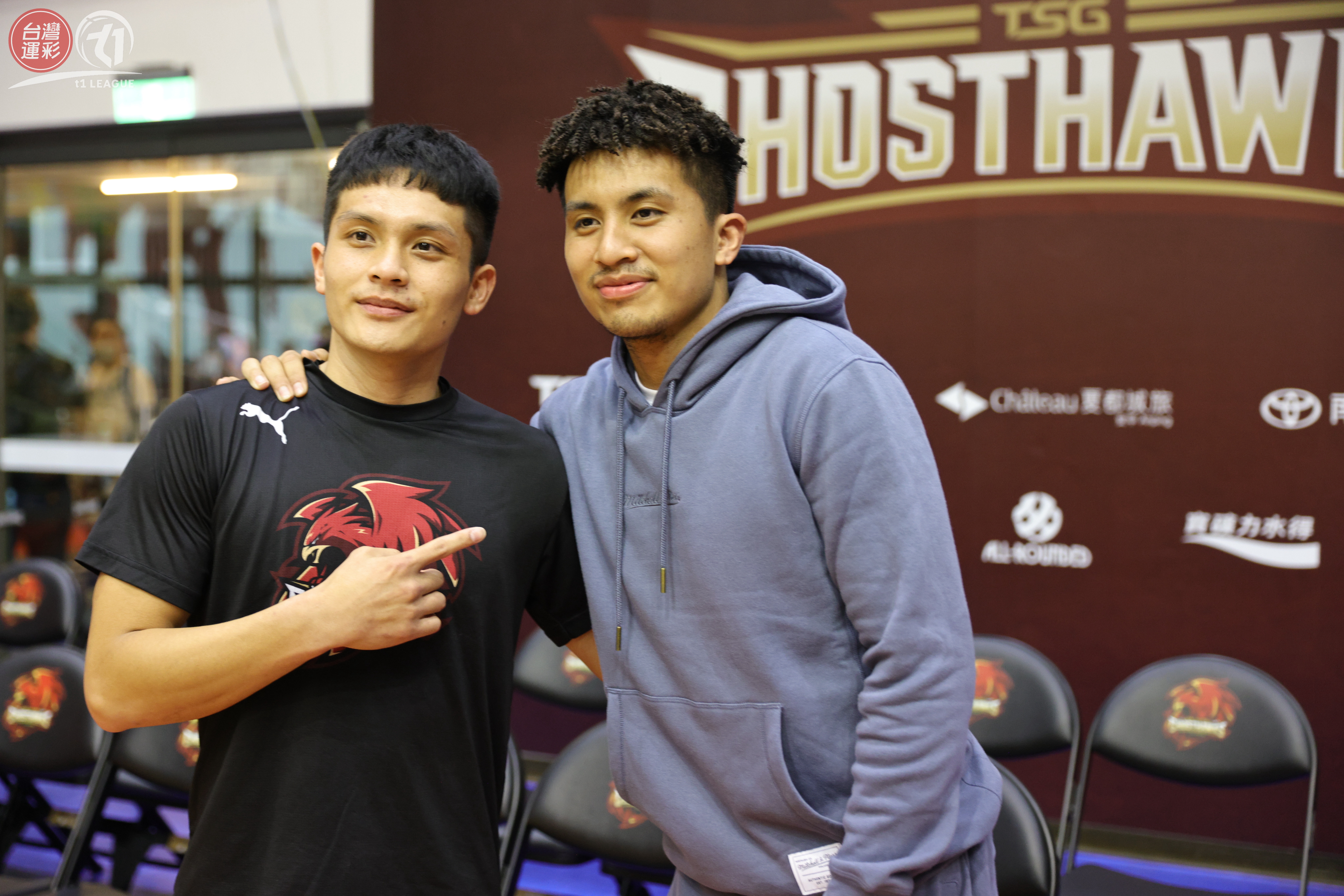不同聯盟還是兄弟　高國豪到T1替高國強加油