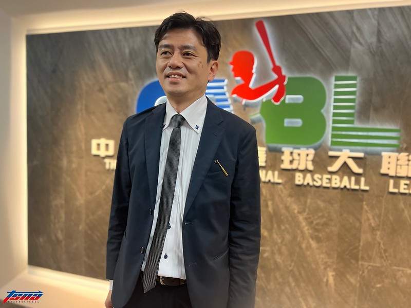 加盟條件比照味全　台鋼雄鷹主色系綠色