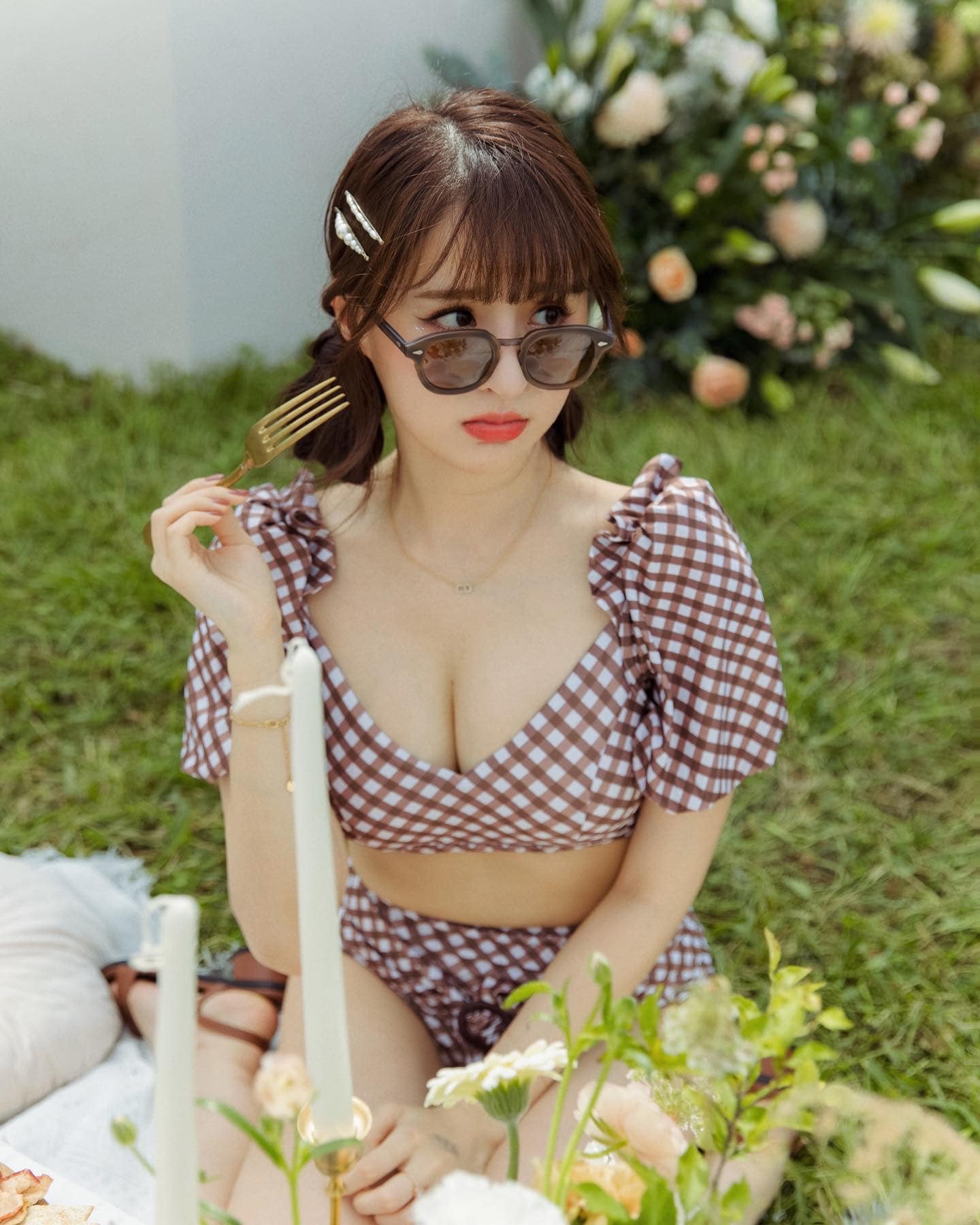 呆萌女神來了！　美女元元10日為桃猿開球