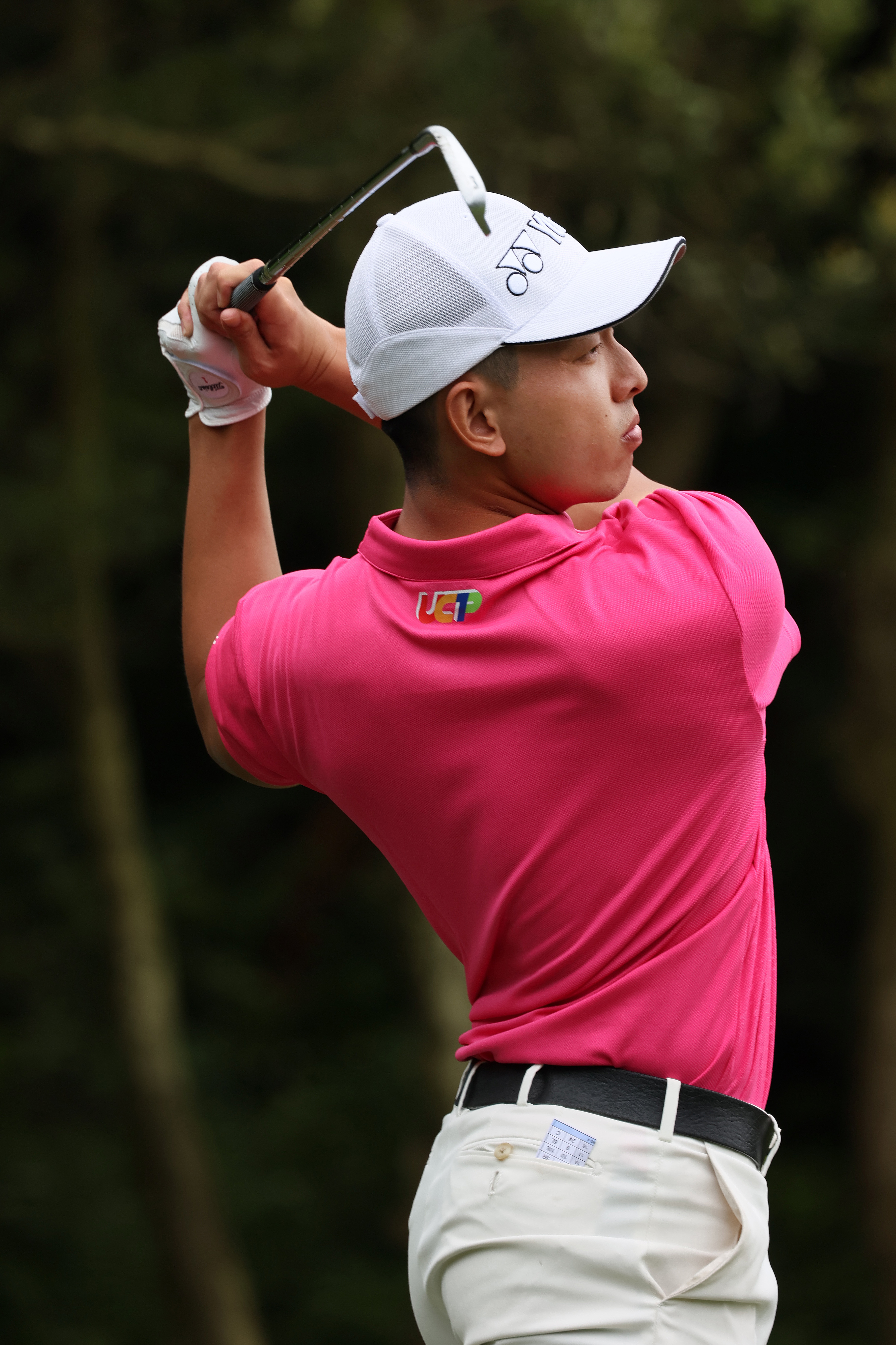 呂孫儀全大運高球封王　宋有娟逆轉摘后