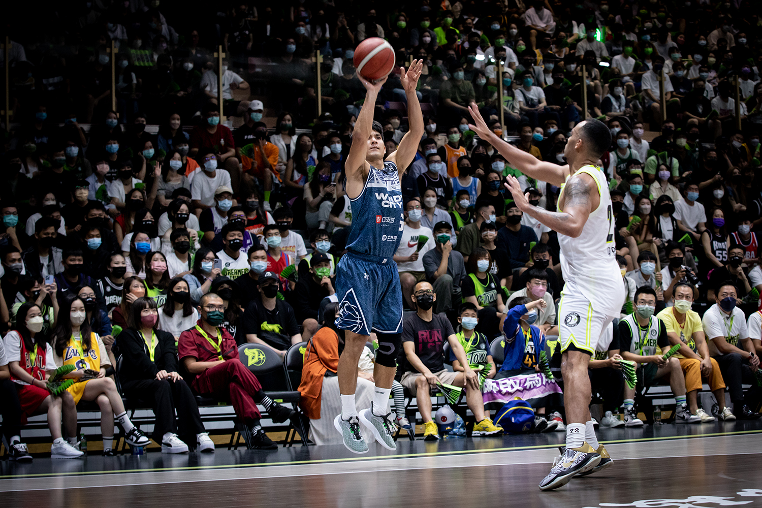 陳堅恩關鍵三分球　攻城獅擋住夢想家逆襲