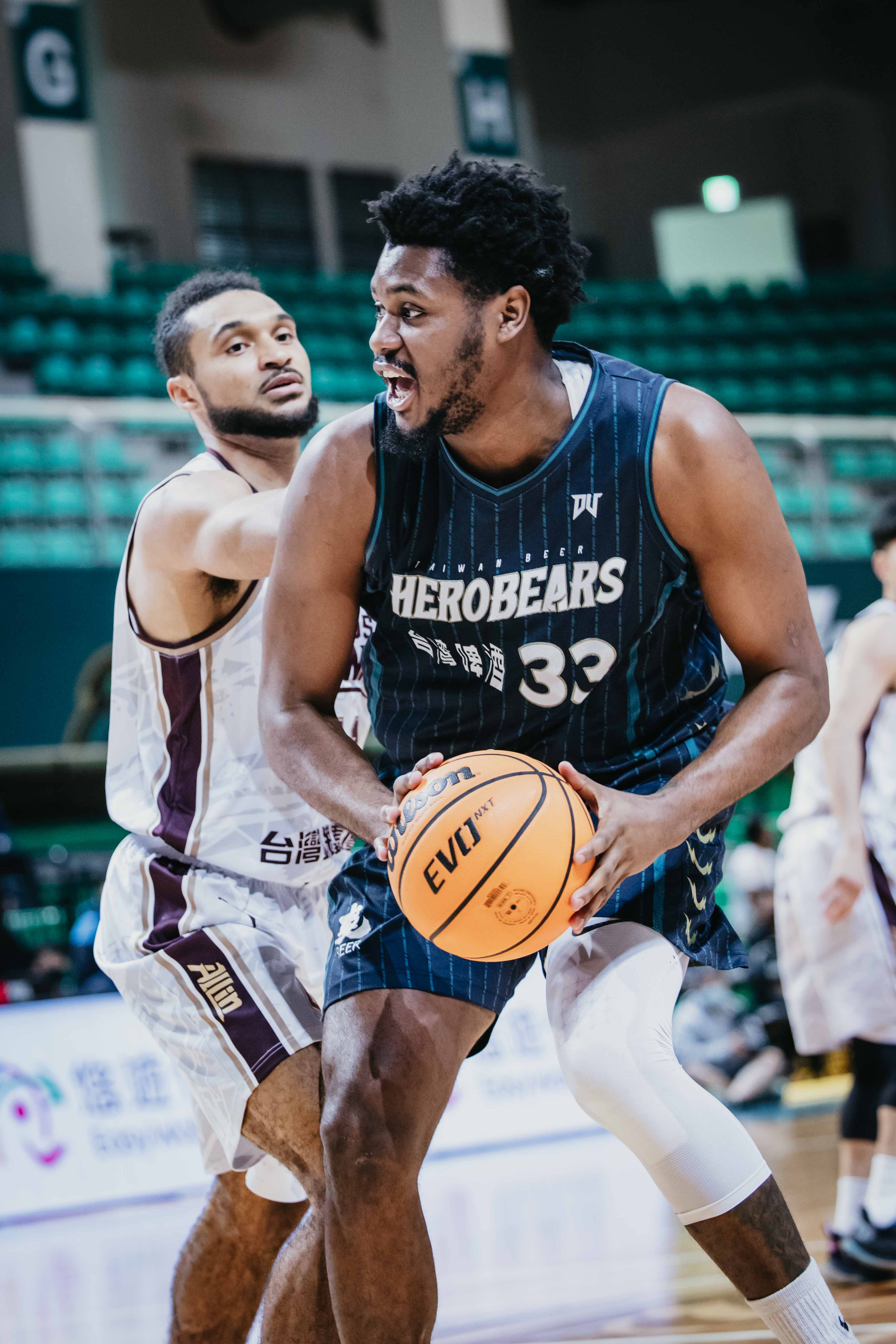 士東52分平紀錄　獵鷹無緣季後賽