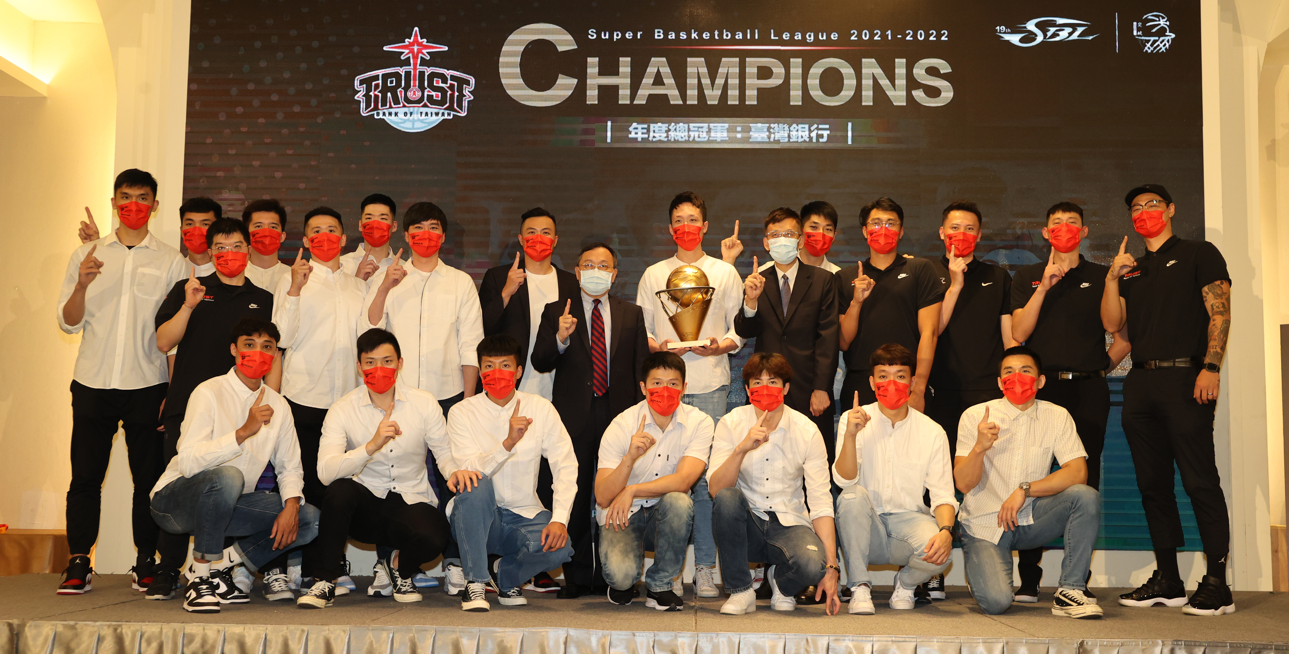 台銀SBL隊史首冠　艾爾文獲MVP