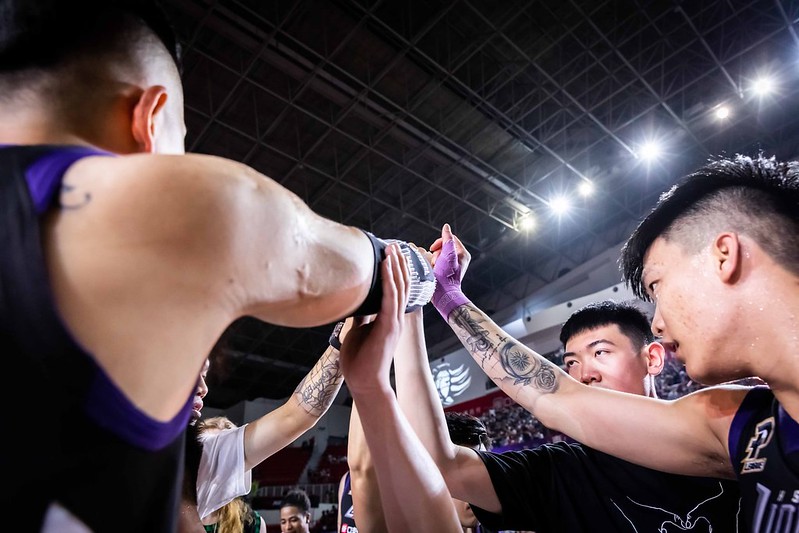 攻城獅力拚季後賽　關鍵在限制戴維斯