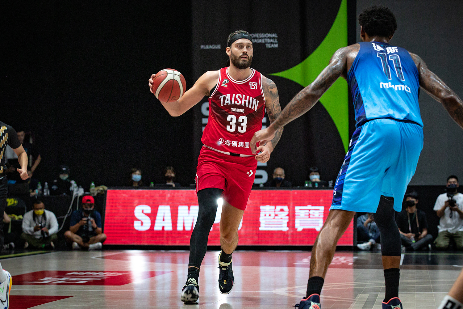 揚科維奇十字韌帶輕度撕裂　週一進行精密檢查