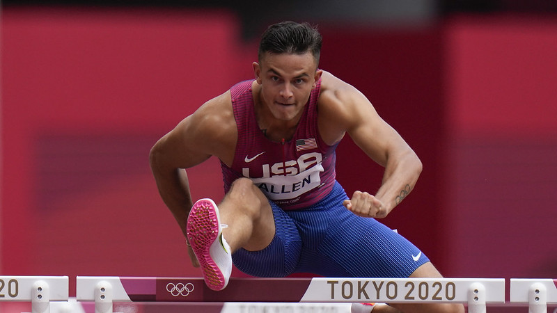 加入NFL沒有耽誤跨欄　Allen繳出史上第3成績