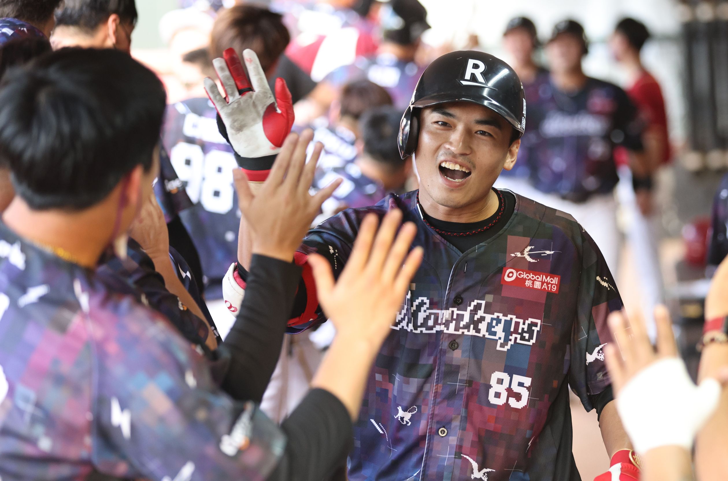 樂天桃猿》打職棒後首度有經紀人　朱育賢未確定提不提FA、重心先放12強賽　