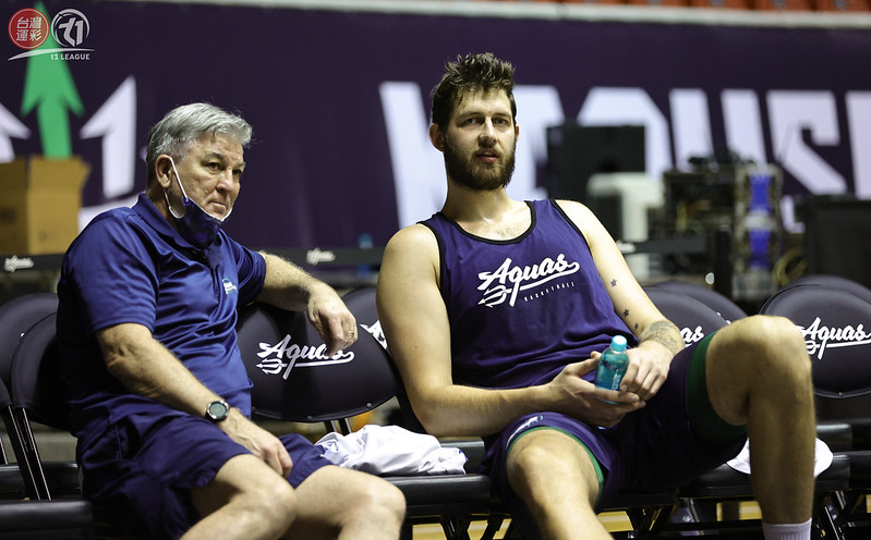 台灣籃球新勢力　外籍教練成顯學？