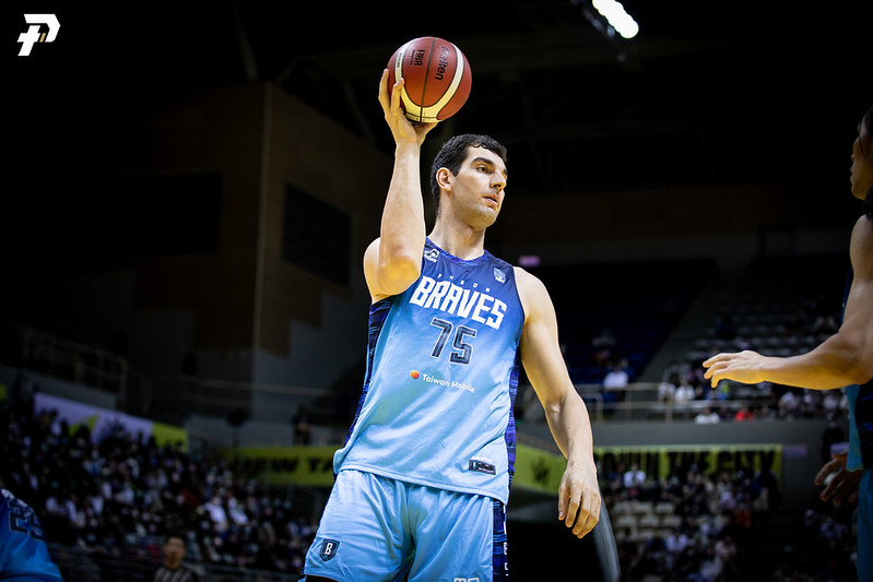 馬爾他巨獸率國家隊奪勝　當地高人氣全場高喊Deguara