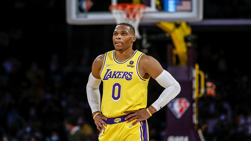 馬刺願吞Westbrook　名嘴解釋為何湖人要KI
