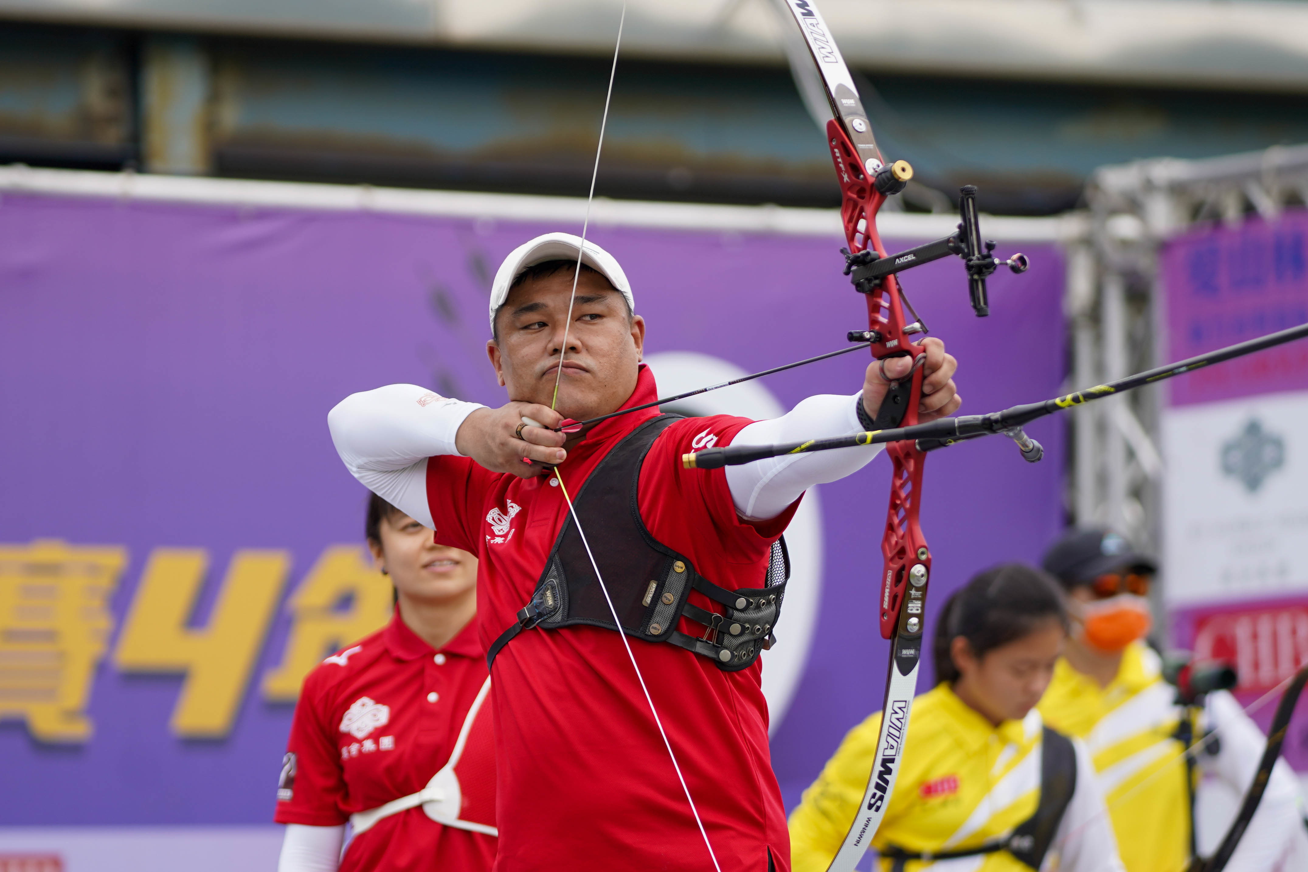 企業射箭聯賽　寒舍教練郭振維親下場助團隊險勝