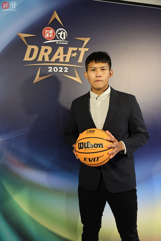 深夜熱線呂蔡瑜倫　哈孝遠：怕錯過老婆生日