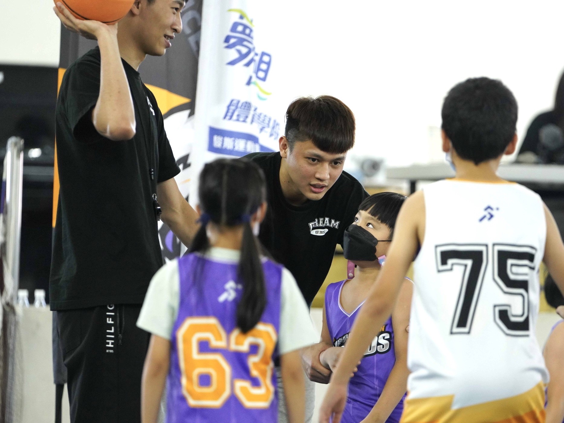 雲豹夏令營落幕　盧捷閔成冠軍隊教練