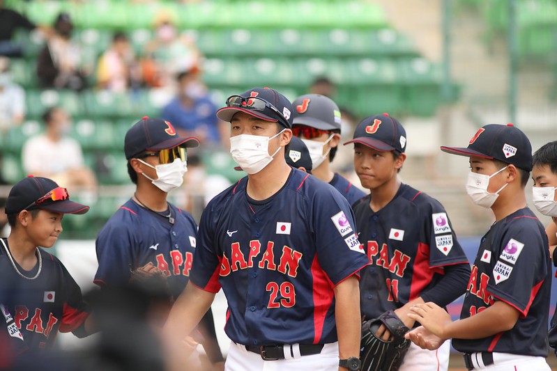 U12》開玩笑要陳偉殷加入台鋼　吉見一起：我來當他的司機