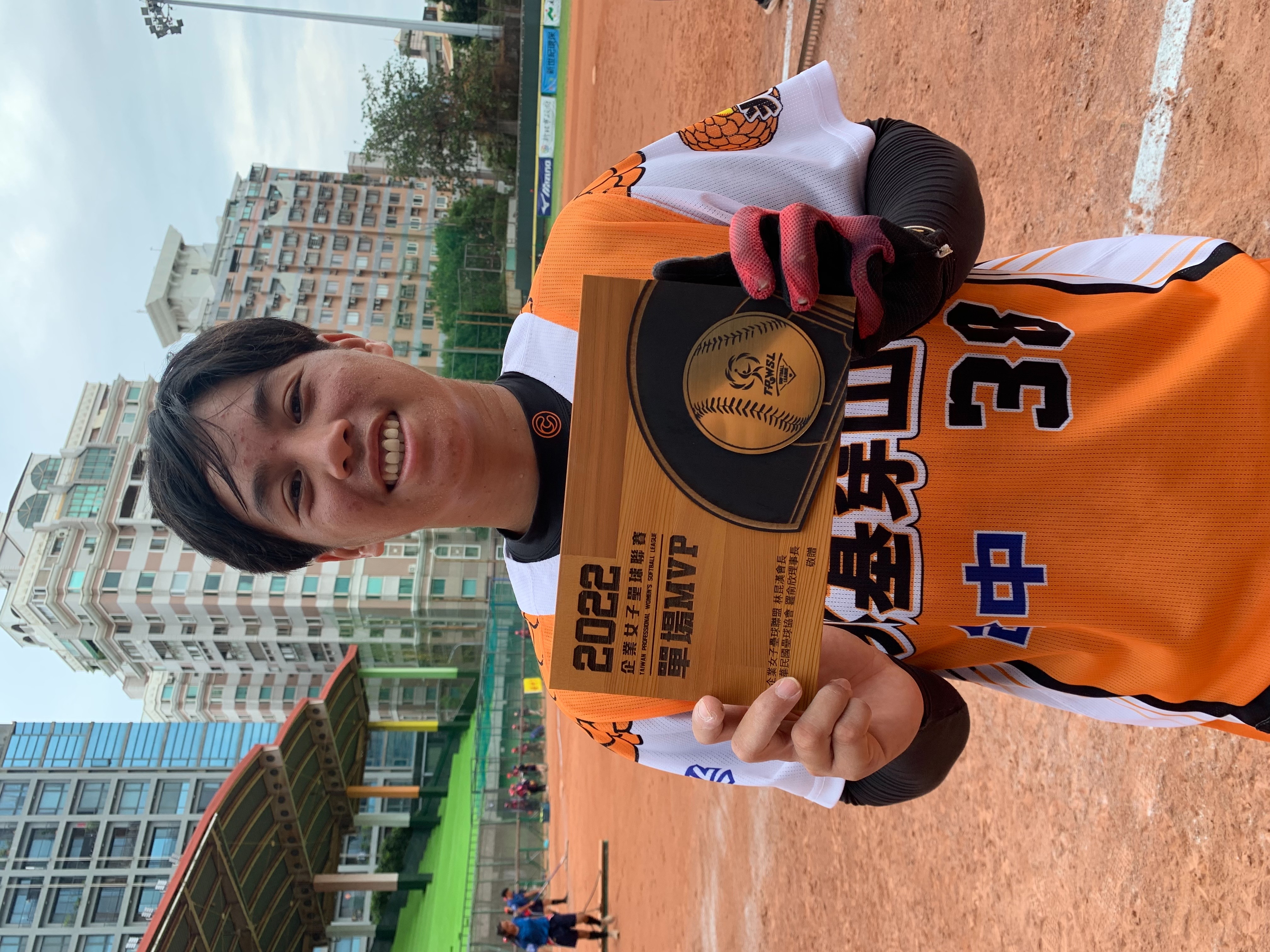 杜雅婷完投　臺中兆基穿山甲主場4連勝