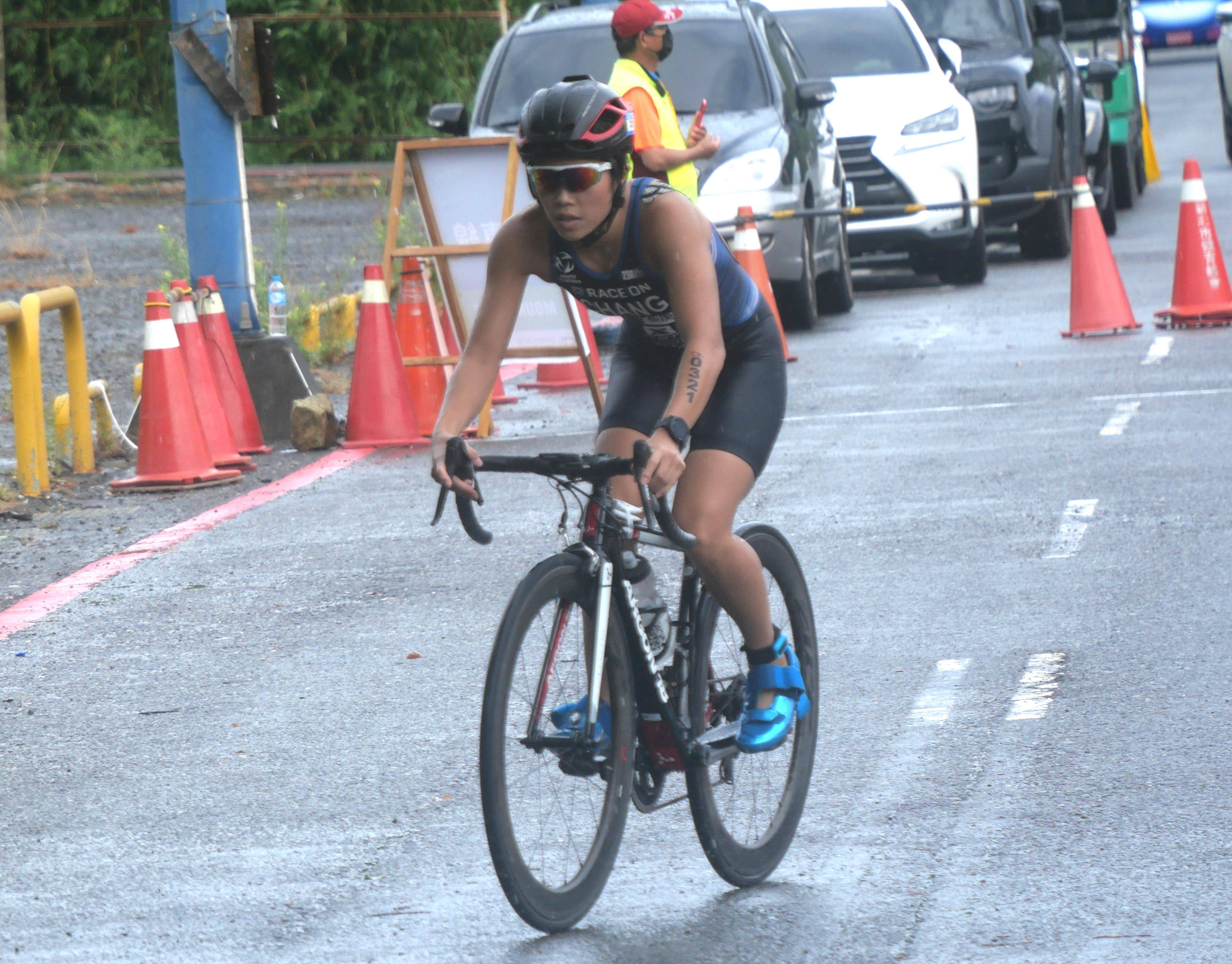 梅花湖鐵人三項錦標賽復賽　張家豪、張琦文分獲男女總冠軍