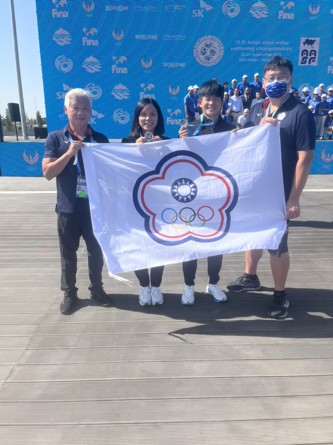 公開水域賽亞錦賽　鄧羽彣女子10公里奪隊史首金