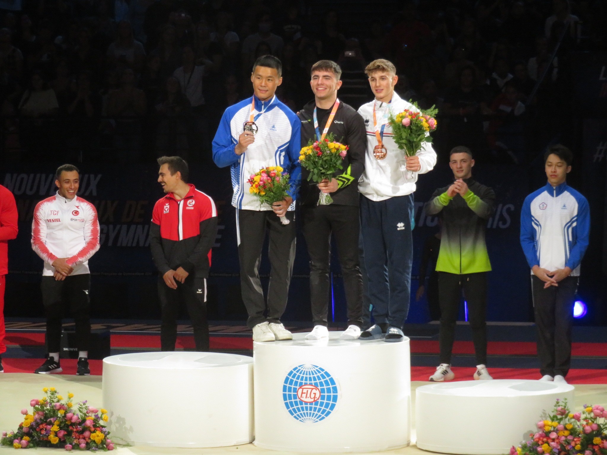 體操世界挑戰盃巴黎站　唐嘉鴻男子地板摘銀