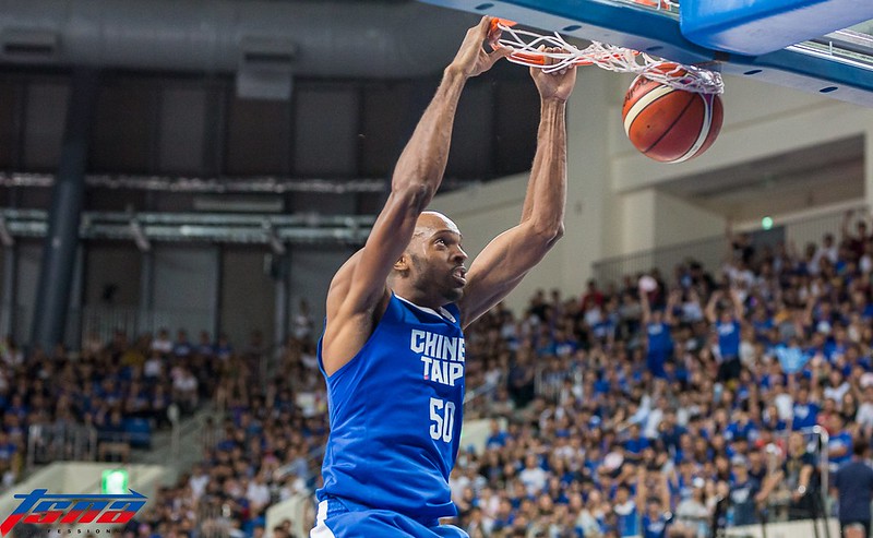 戴維斯「本土認定」延燒　職籃工會發聲明