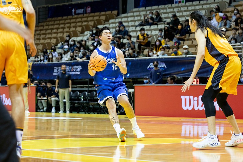 海神熱身賽1分差吞敗　胡瓏貿：沒有要找阿巴西打架