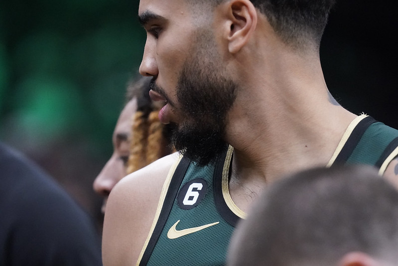 綠衫軍雙J開幕各轟35分　76人Harden：輸在被快攻