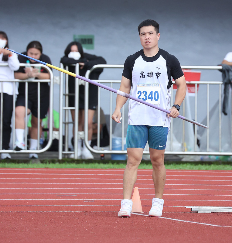 克服椎間盤突出　黃士峰連睡覺都會痛