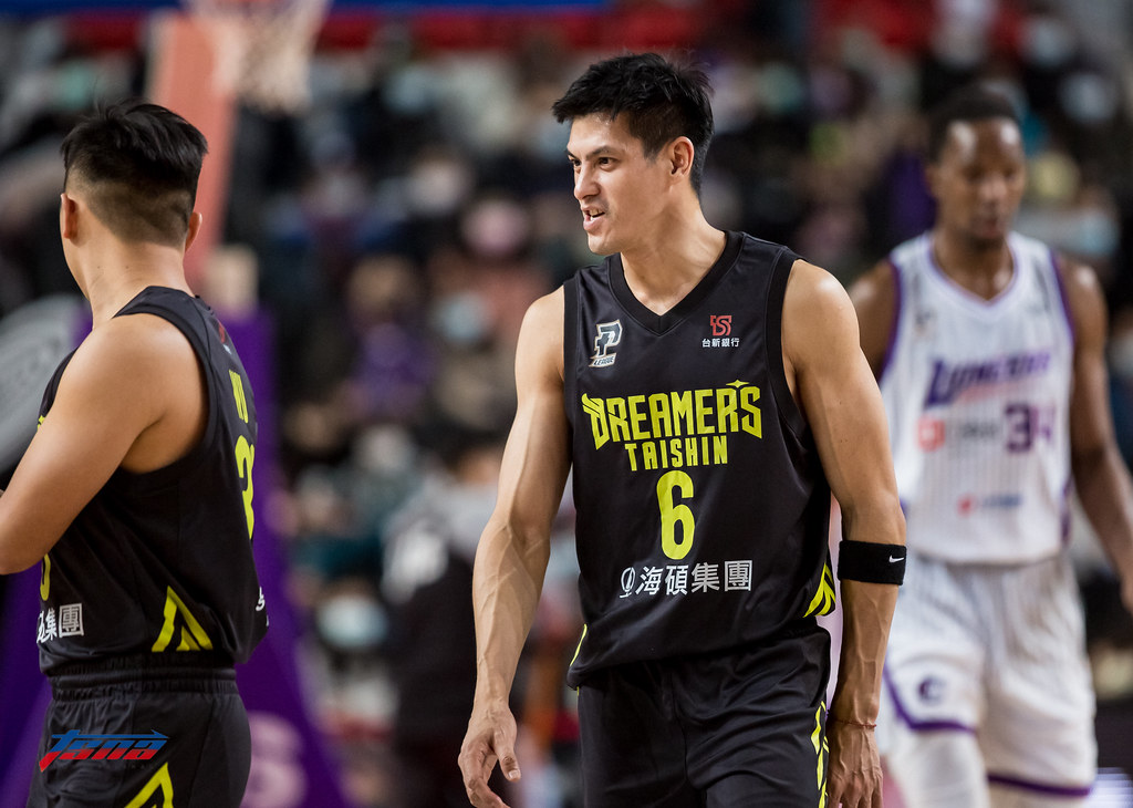 楊敬敏看霍華德　是好事但要針對球隊需求