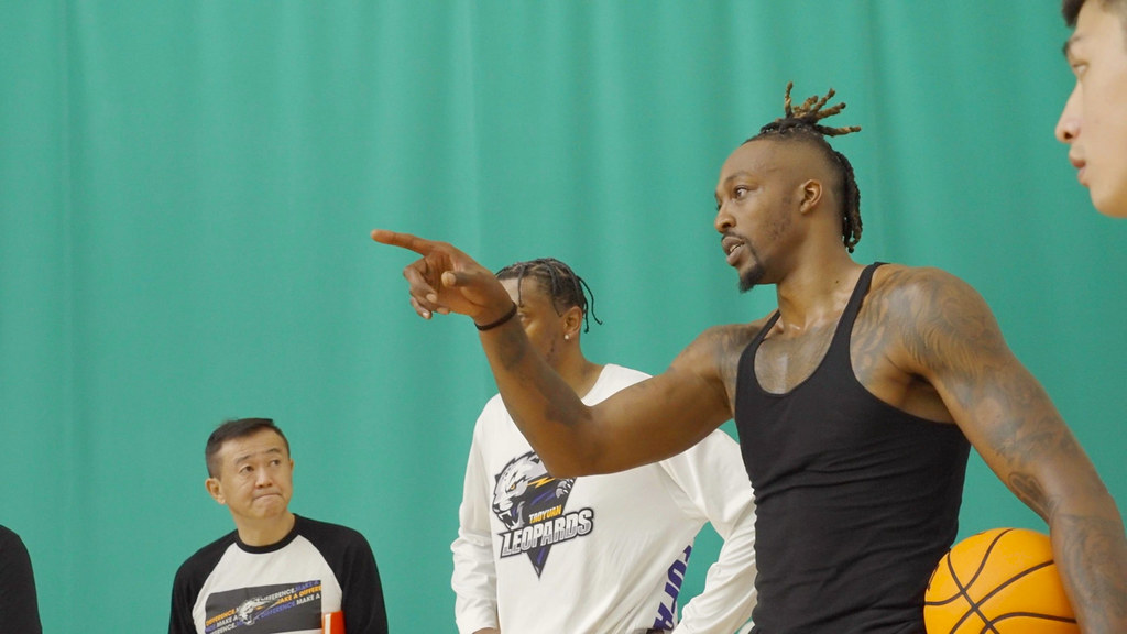 霍華德中文譯名3選1　最愛大腸麵線