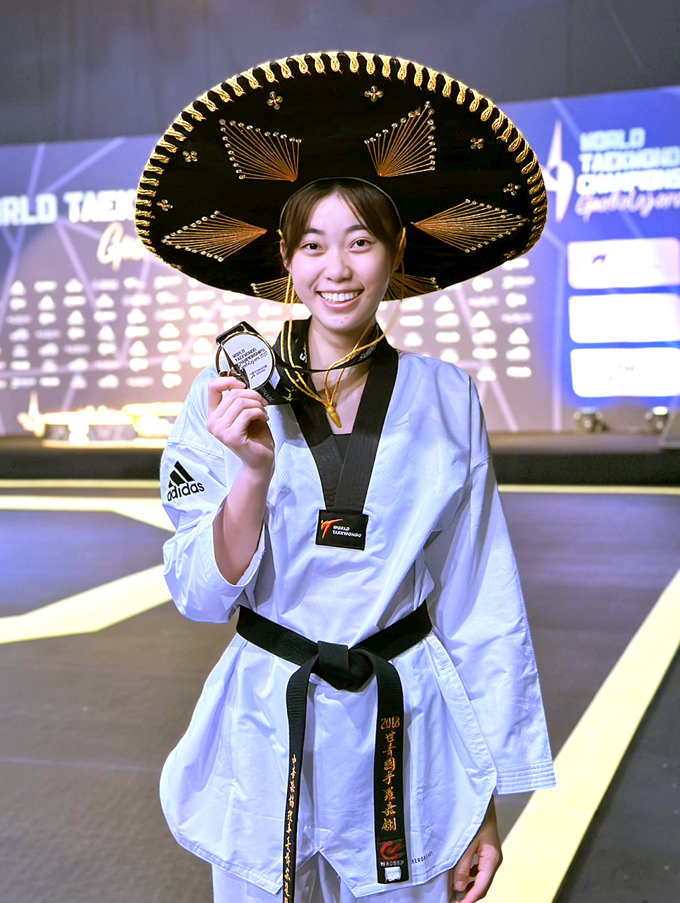 羅嘉翎跆拳道世錦賽奪銀牌　台灣7年來女子首人