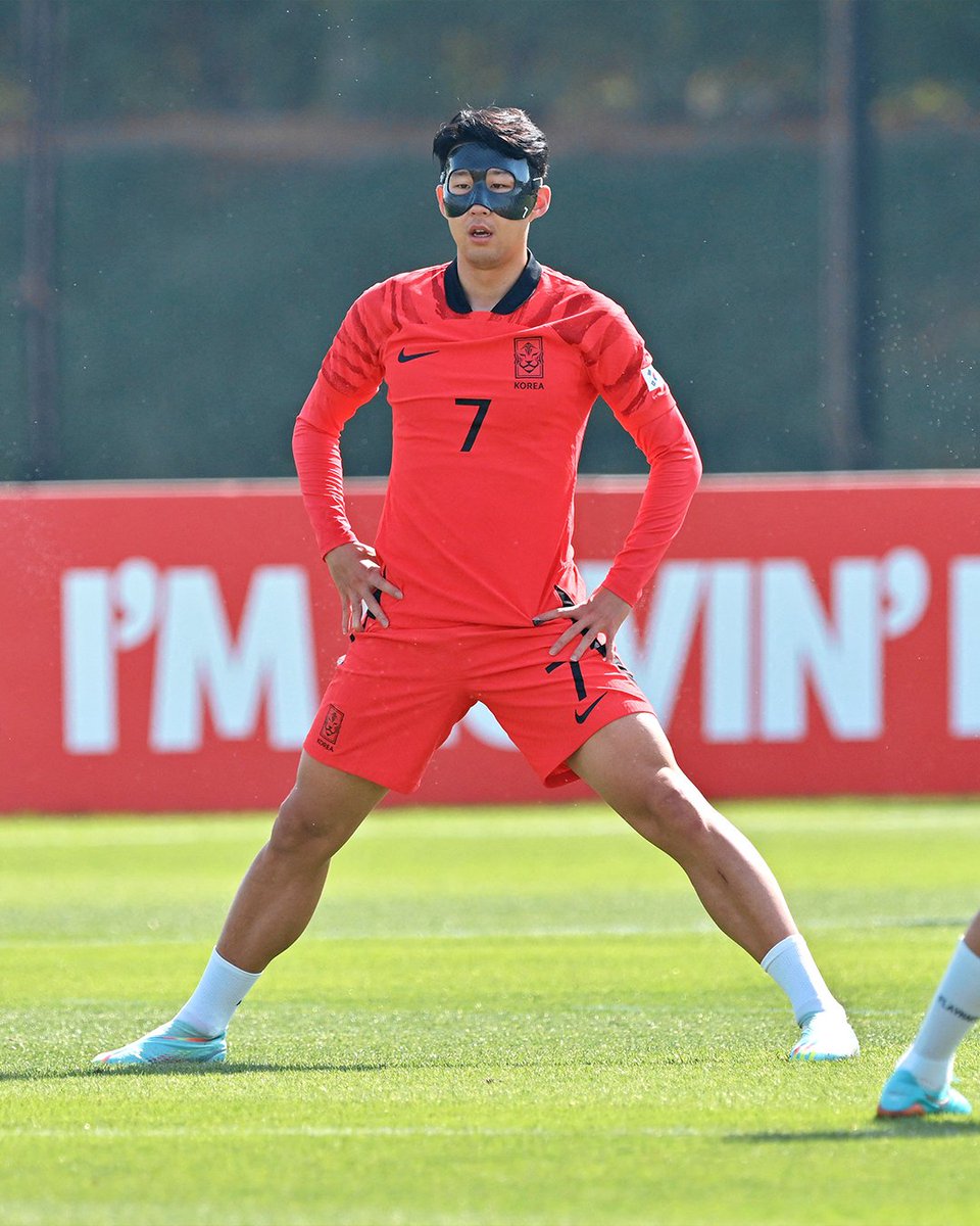 戴面罩出征世界盃　「南韓蘇洛」孫興慜：我願意承擔風險