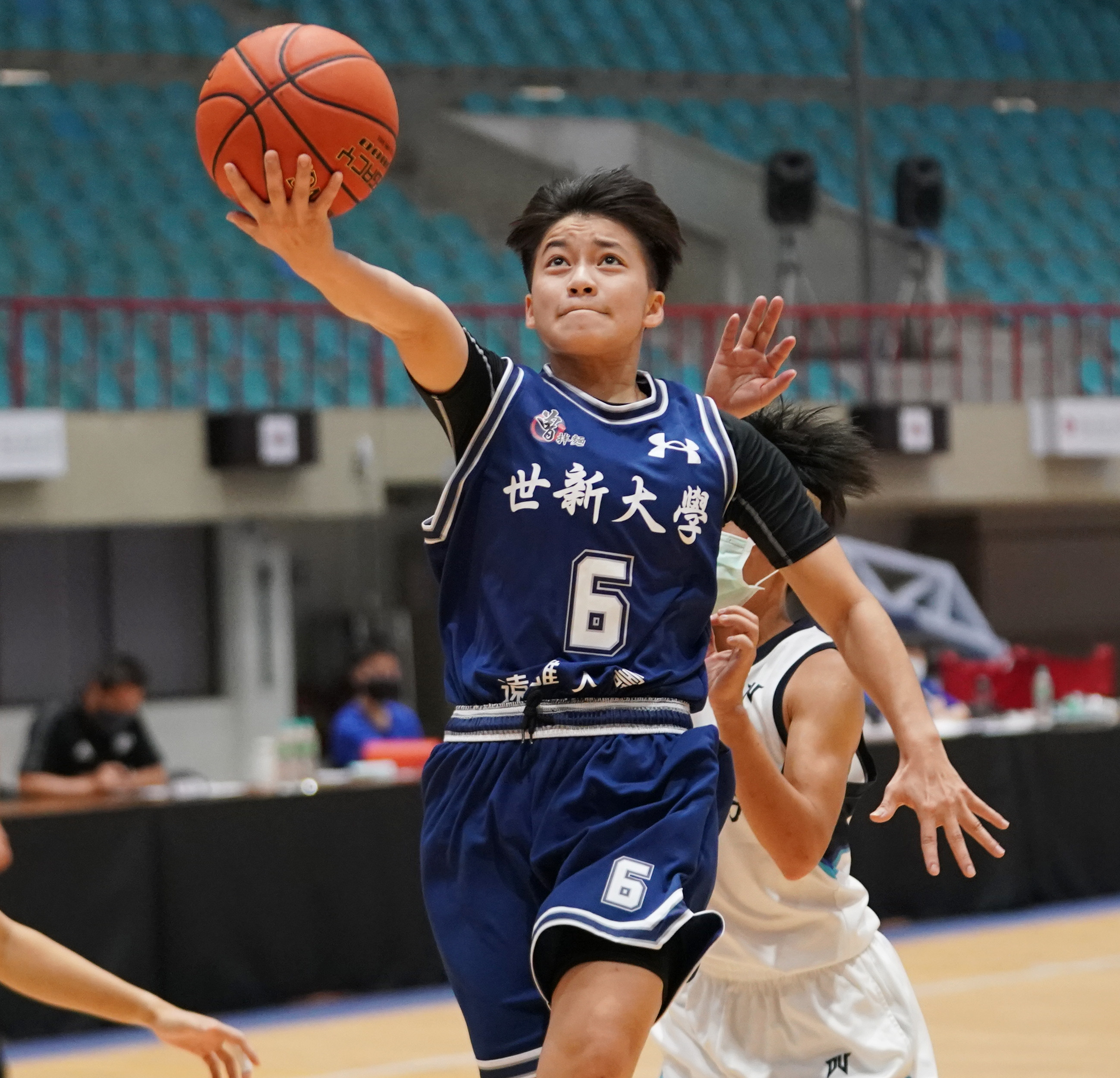 「小巨人」邱詠鈴全面數據　世新大學2連勝