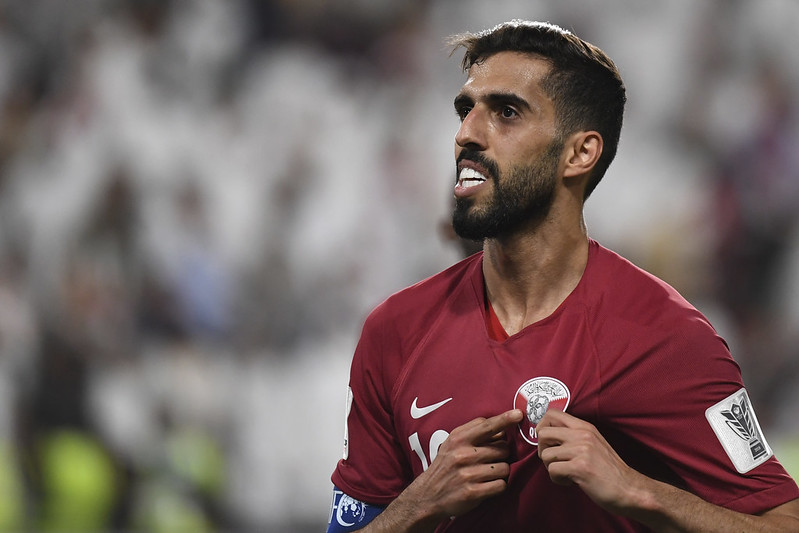 遭控收買對手打假球　卡達教頭：網路很危險