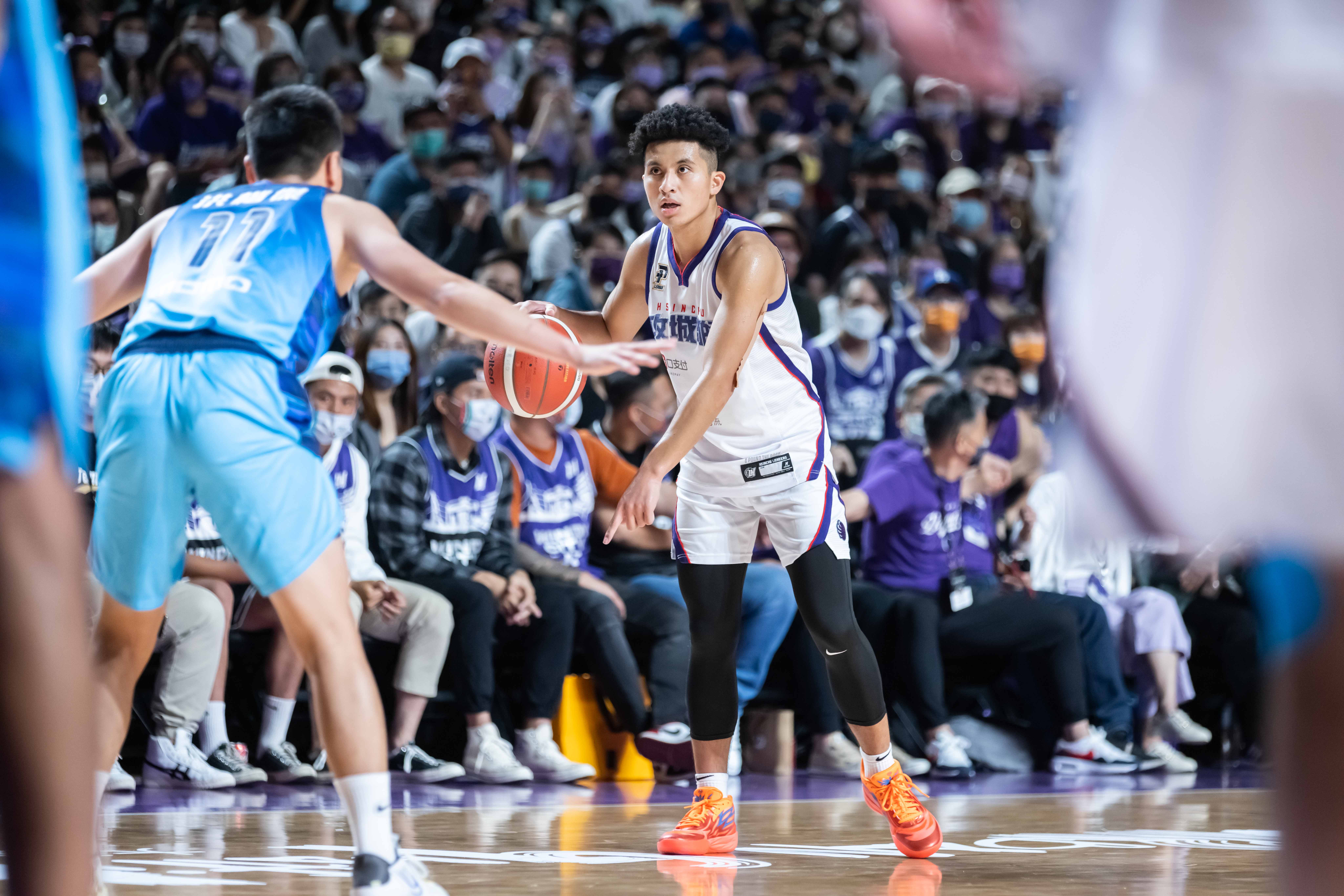 高國豪延長賽接管比賽　關鍵三分加助攻率攻城獅退勇士