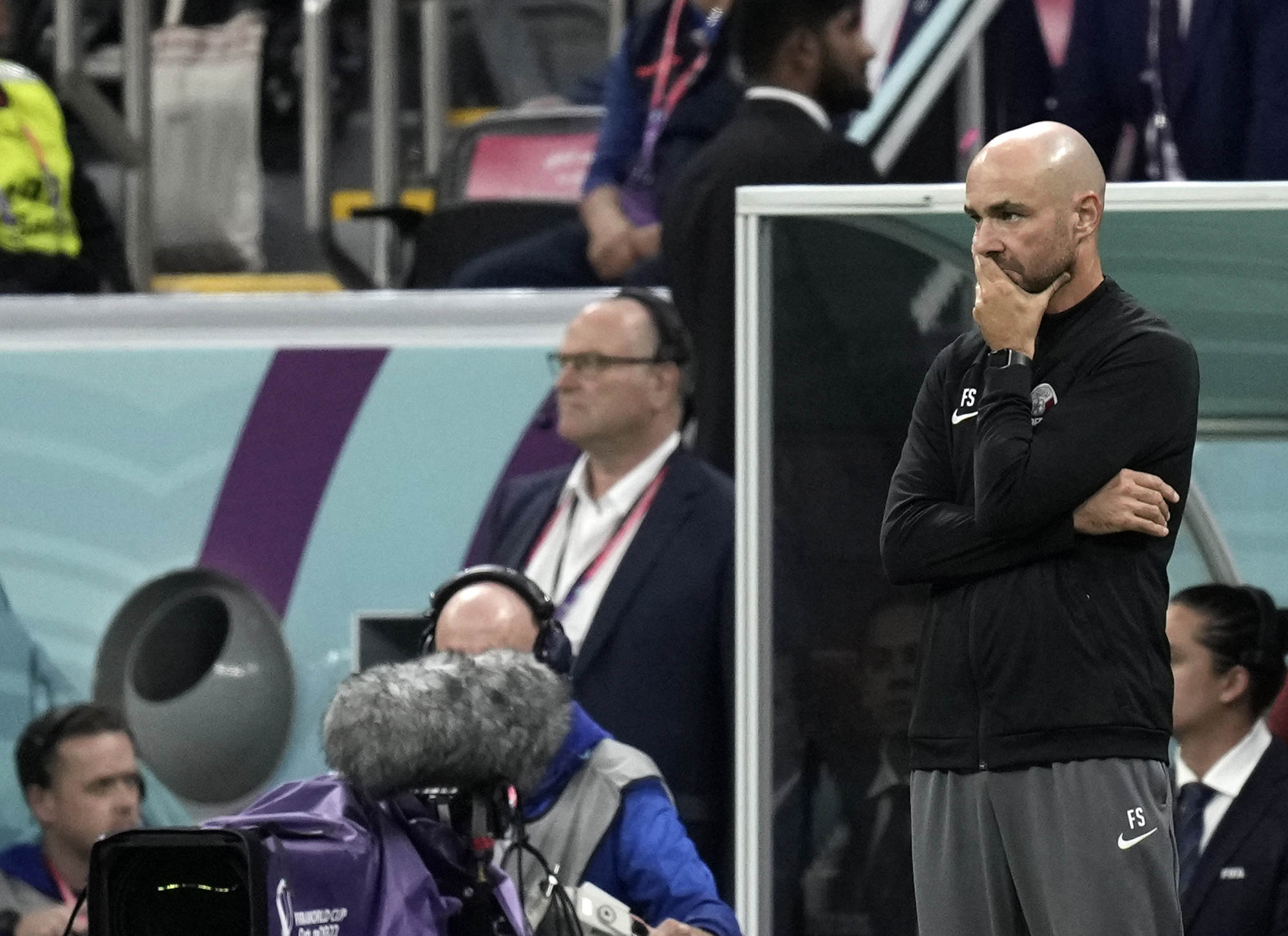 世界盃史上最弱地主？卡達教頭：我們太緊張