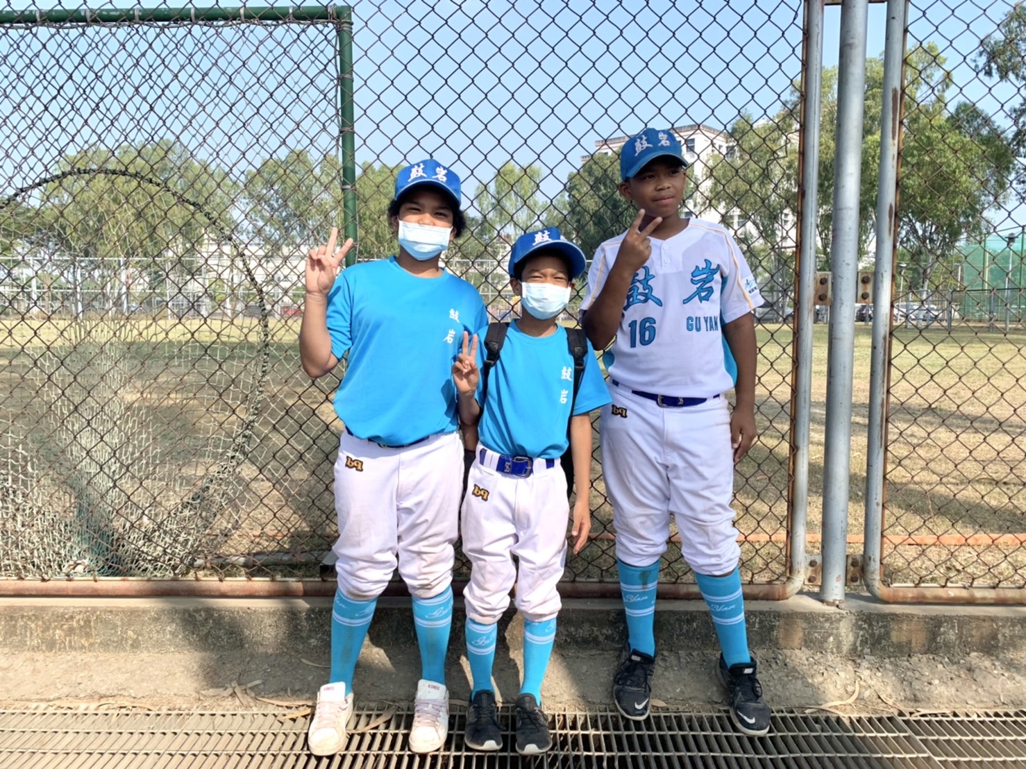 徐生明少棒》少棒有洋將　翁家三兄妹最吸睛：學習團隊生活