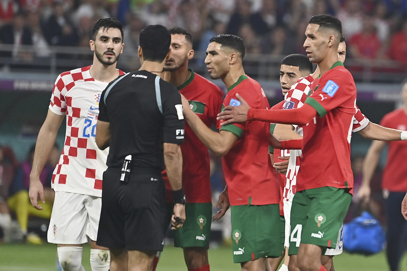 季軍戰包圍裁判+賽後嗆FIFA主席　摩洛哥球星Hakimi致歉