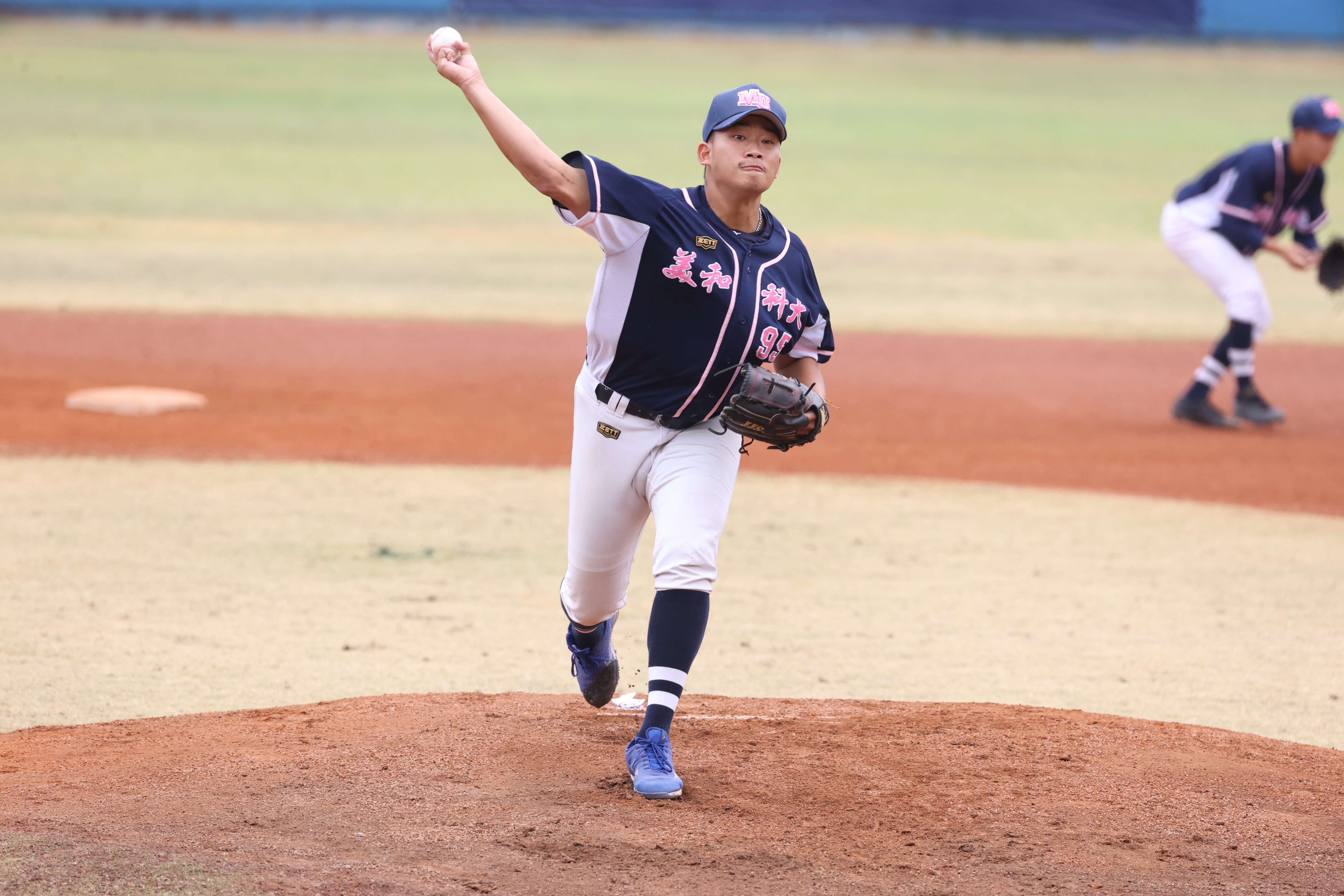 大專棒球8強戰　美和科大李家明完投克輔大