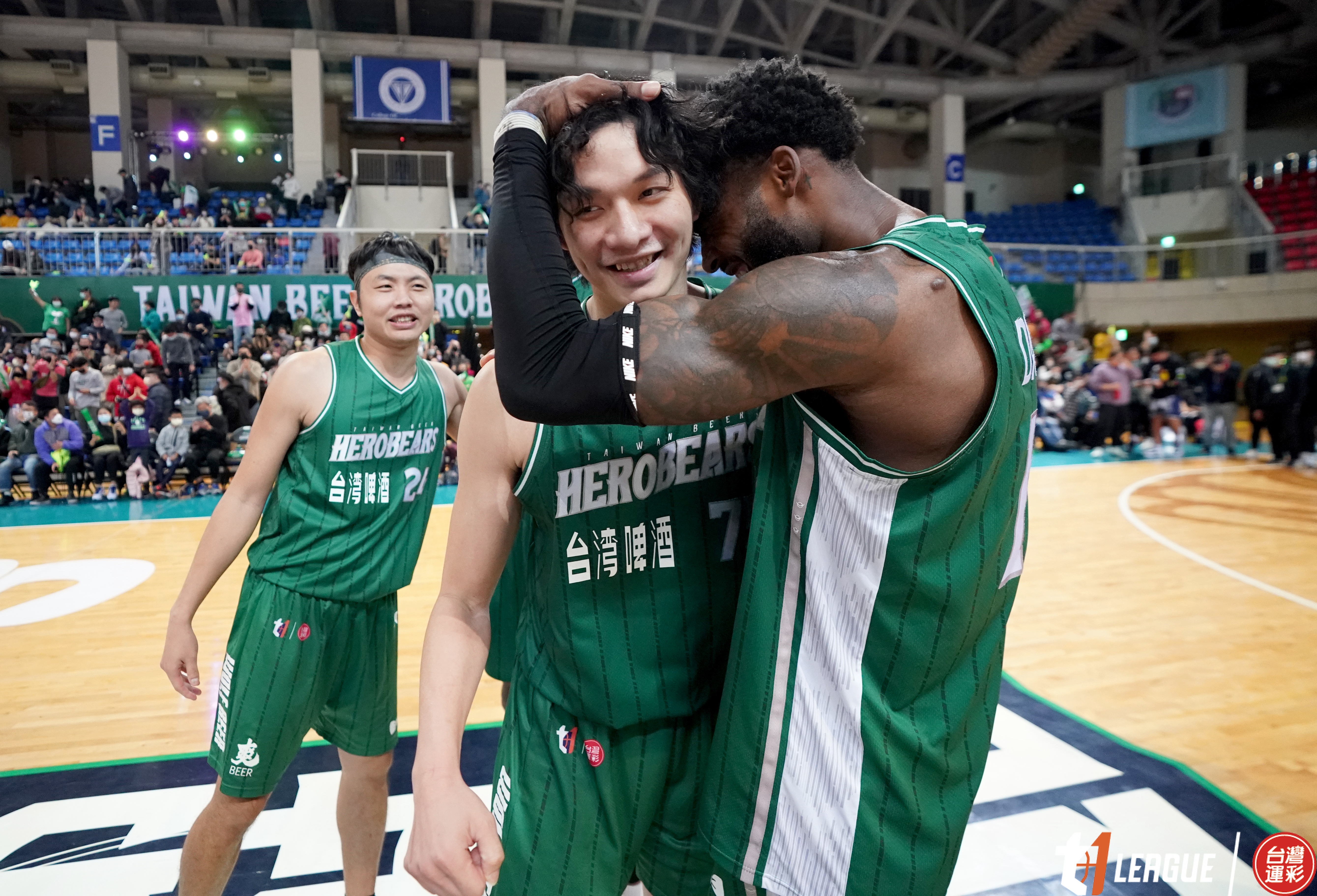 單場飆進9記三分平本土紀錄　黃聰翰提醒李啓瑋今天「很燙」