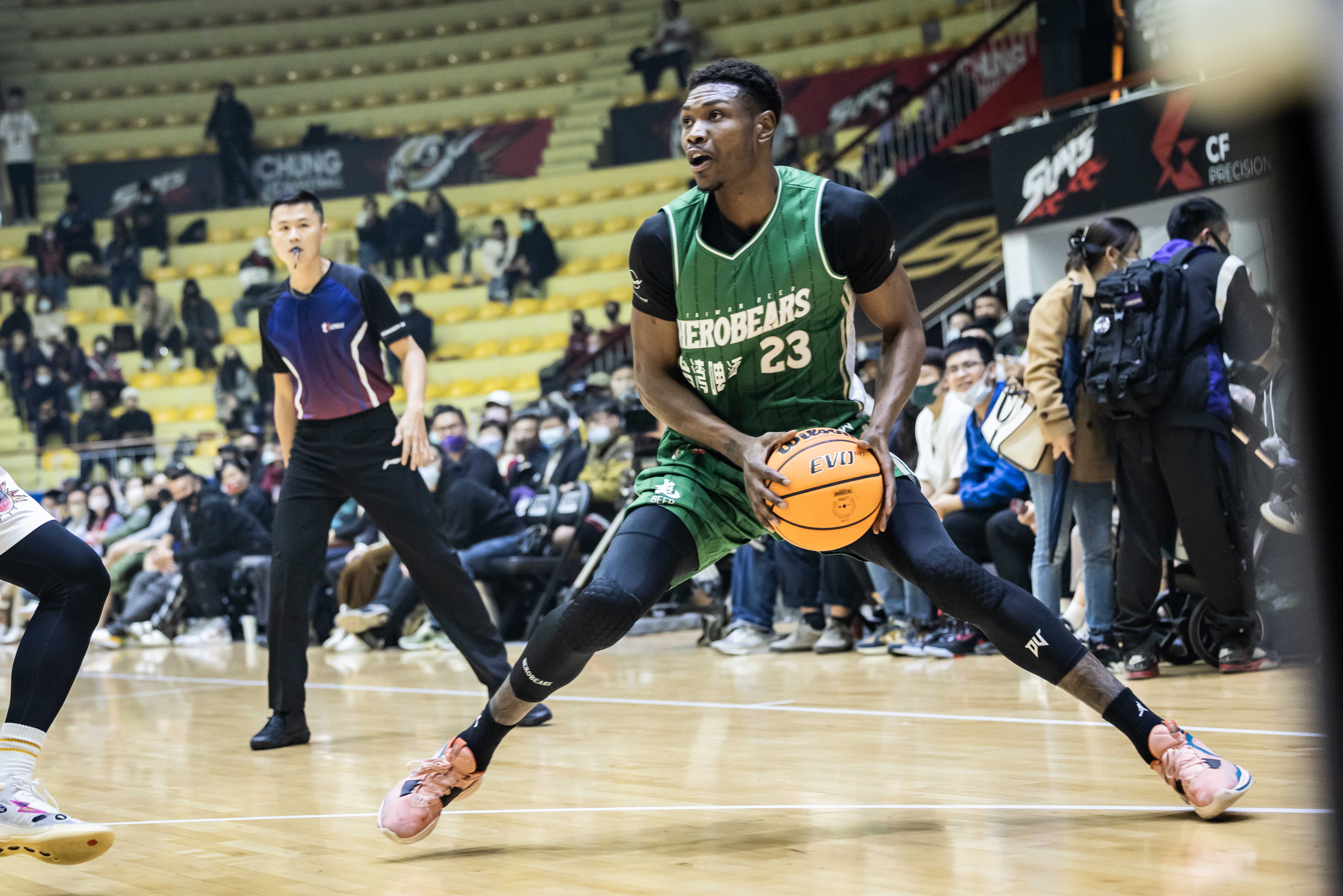 沒保障合約不出賽　台啤請愛禮走人