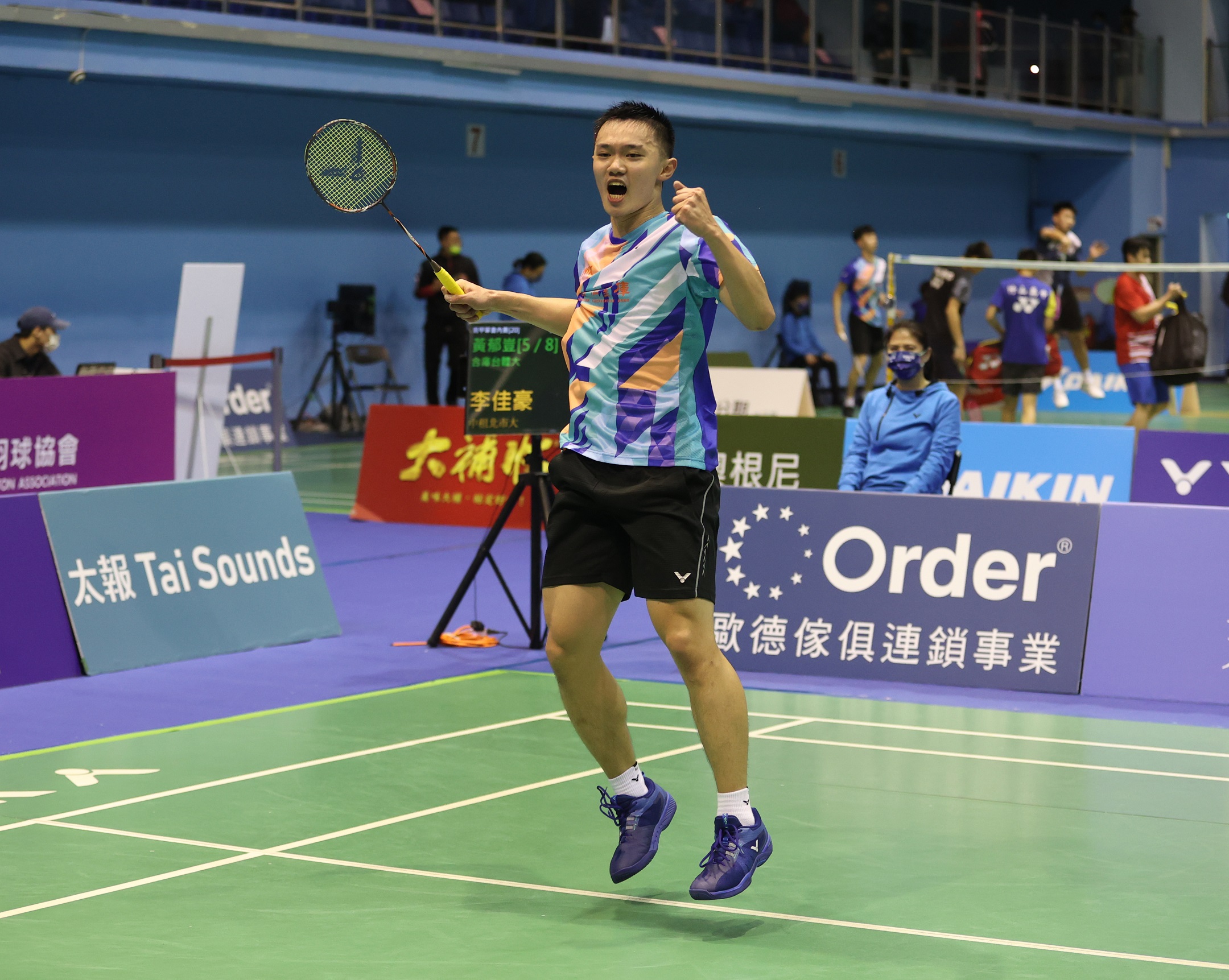 20歲黑馬黃郁豈奪金　摘排名賽個人男單首冠